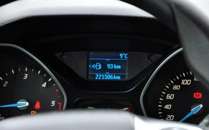 Ford Focus cena 24900 przebieg: 221000, rok produkcji 2013 z Płoty małe 704